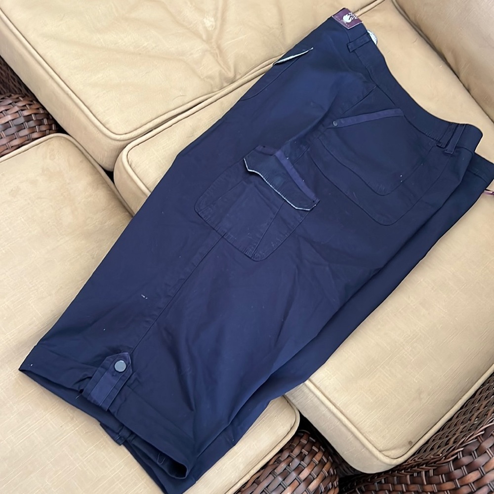 Cargo pocket crops